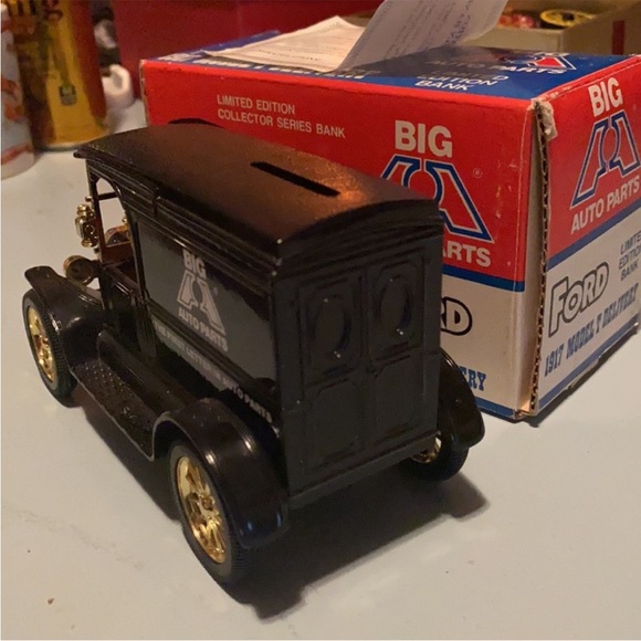 Big Auto Parts Model T Bank - Picture 3 of 8